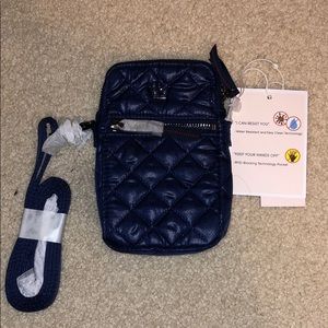 Oliver Thomas Cellphone crossbody purse